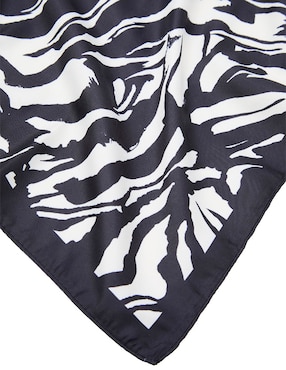 Pashmina Weekend con estampado animal print para mujer