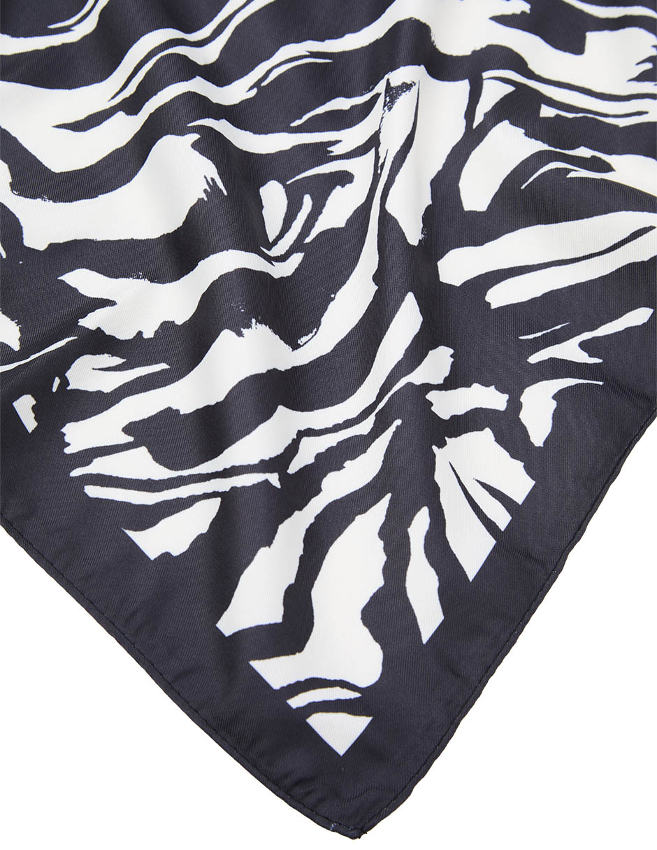 Pashmina con estampado animal print para mujer 3